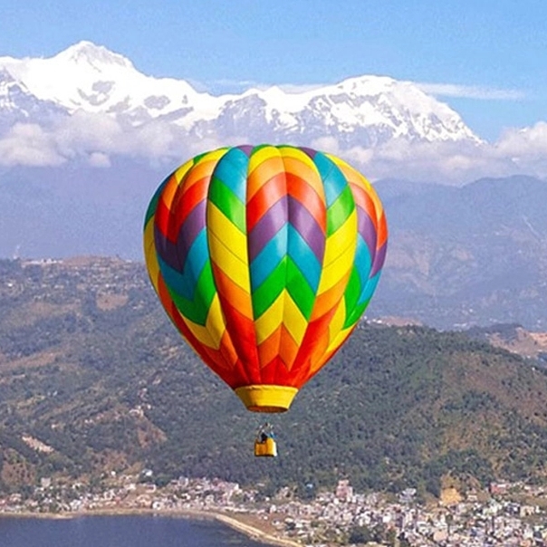 HOT AIR BALLOON
